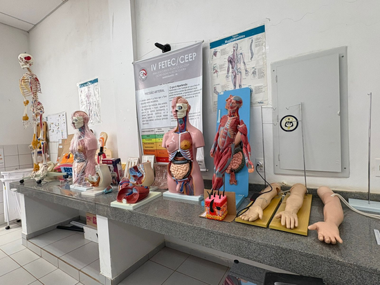 Laboratório de Enfermagem do CEEP